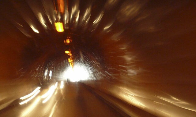65 Vestland-tunneler blir stengt om natta - til 2025